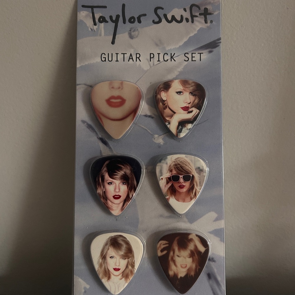 Taylor Swift 1989 Guitar Pick Set